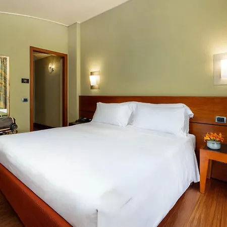 B&B Hotel Imperia Rossini Al Teatro-3